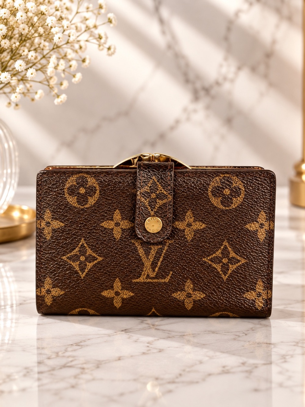 Louis Vuitton Monogram Vintage Kiss Lock Compact Wallet MI0090 Made in France